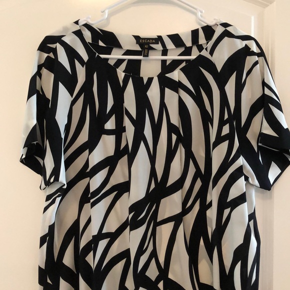 Authentic Escada blouse! - Picture 3 of 8